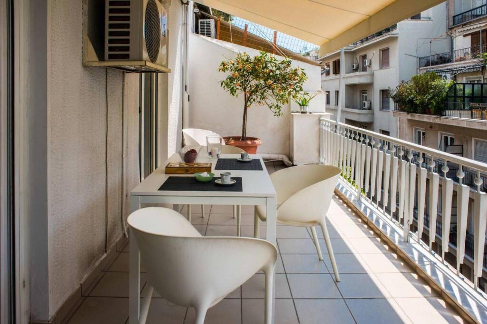 100m2 Of Classical Beauty Comfort Near Syntagma Athen