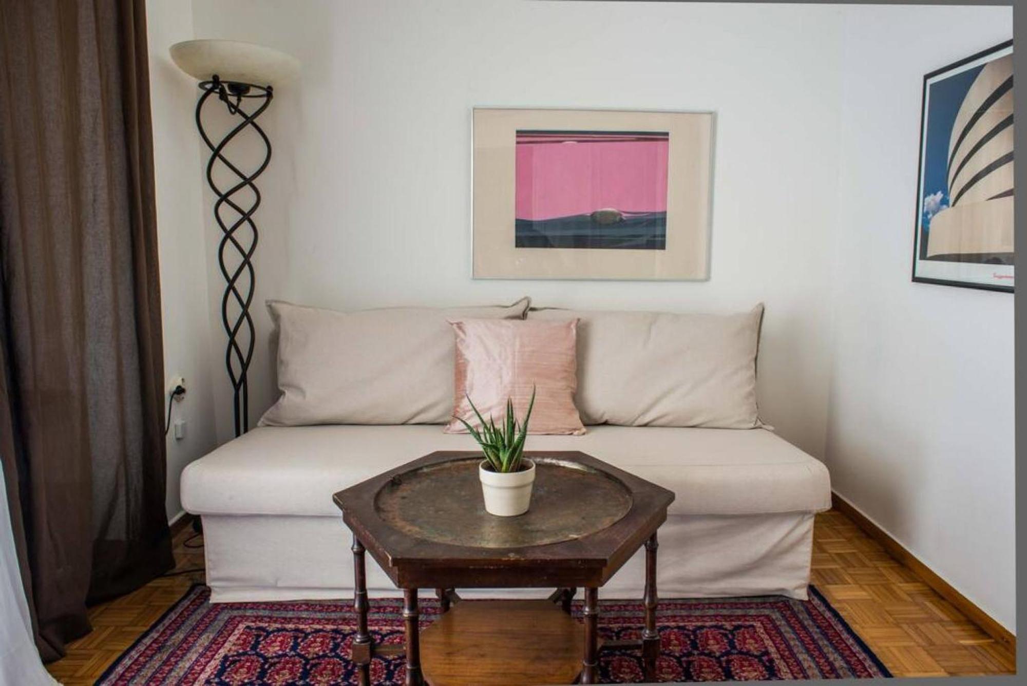 Apartment 100m2 Of Classical Beauty Comfort Near Syntagma Athen