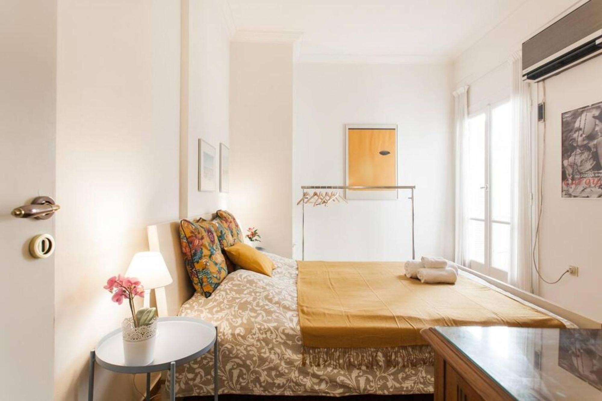 100m2 Of Classical Beauty Comfort Near Syntagma Apartment