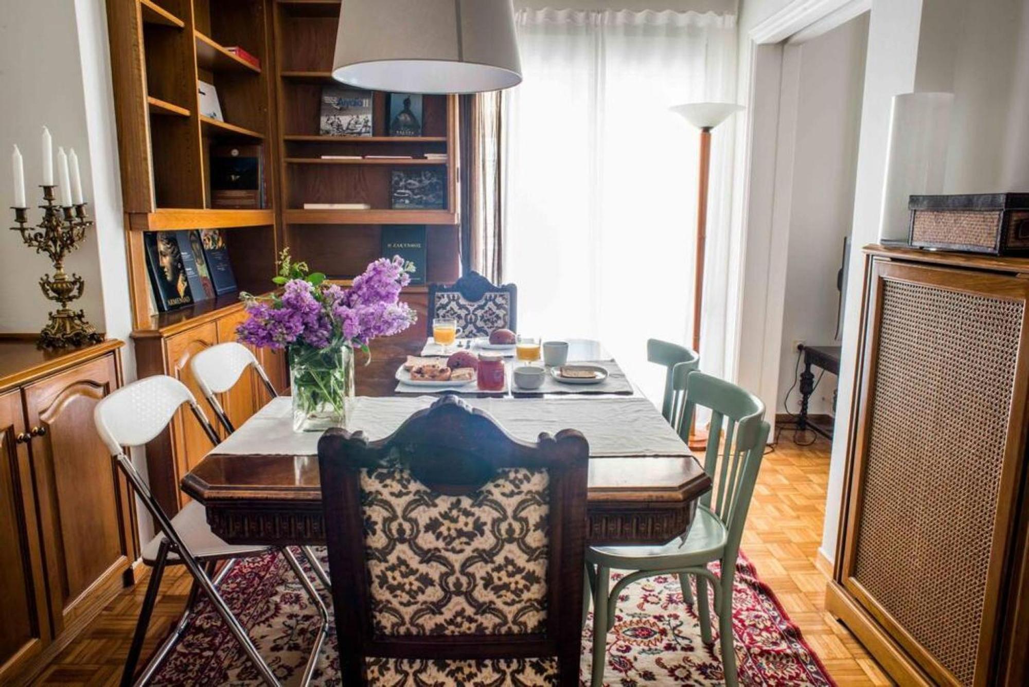 Apartment 100m2 Of Classical Beauty Comfort Near Syntagma Athen